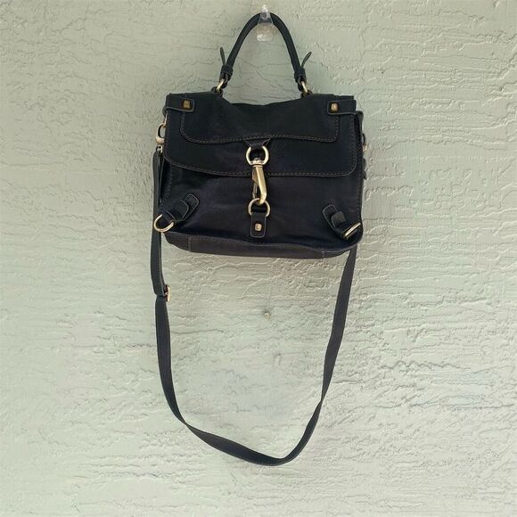 Luana Women's Black Leather Satchel Handbag with Gold Hardware - Picture 6 of 16